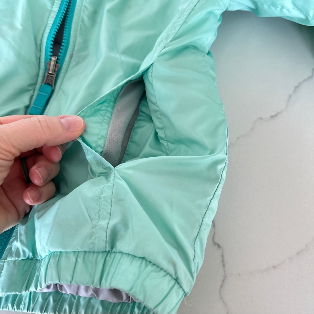 North Face Jacket - Picture 8 of 11